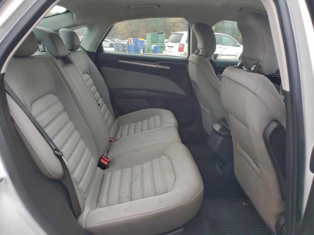 2013 FORD FUSION S photo 10