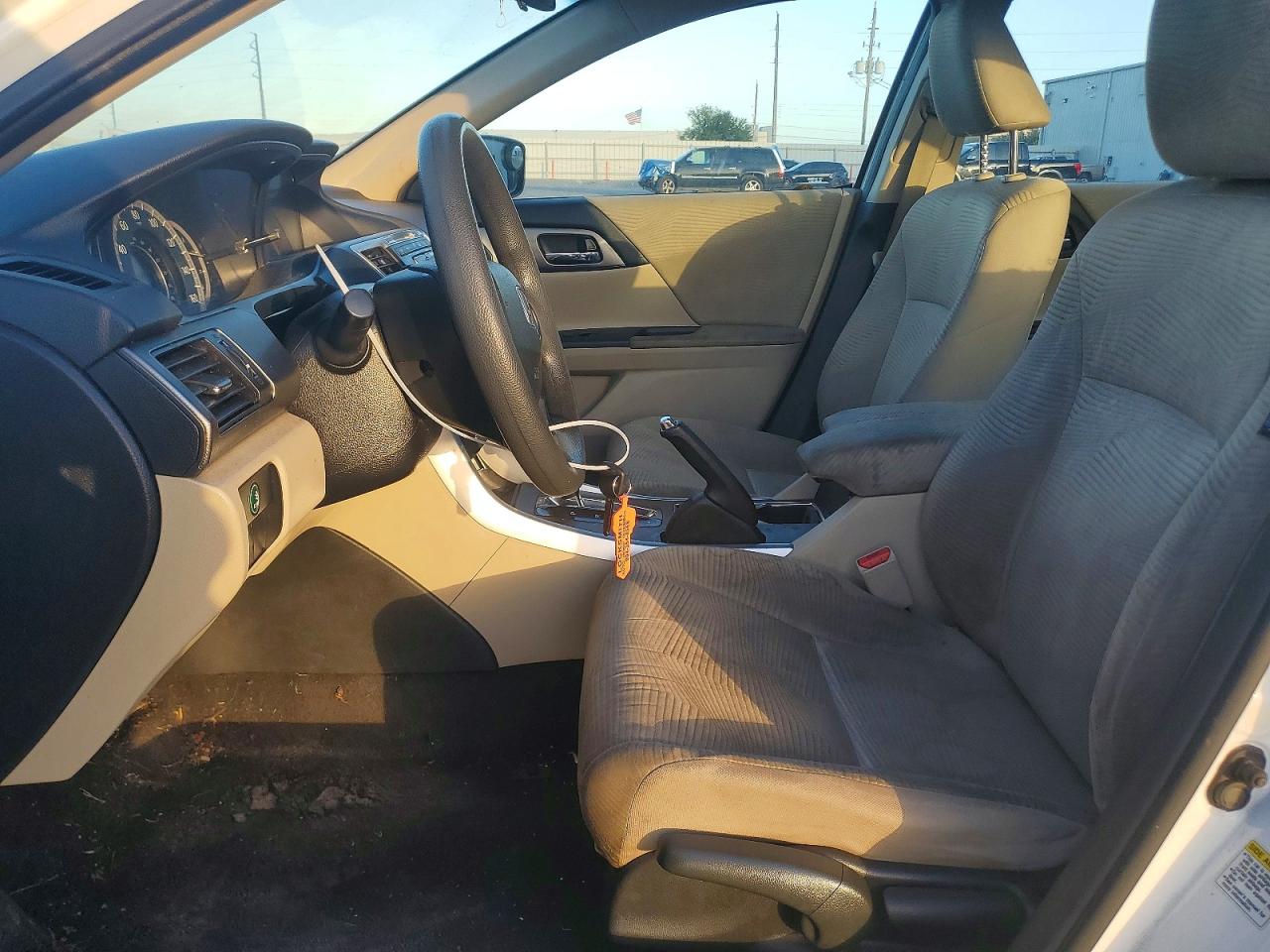 2014 HONDA ACCORD LX photo 13
