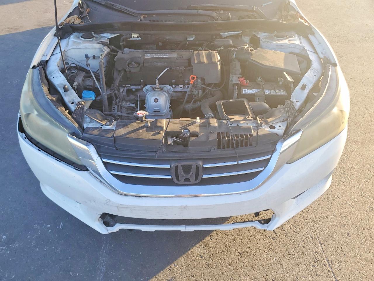 2014 HONDA ACCORD LX photo 21