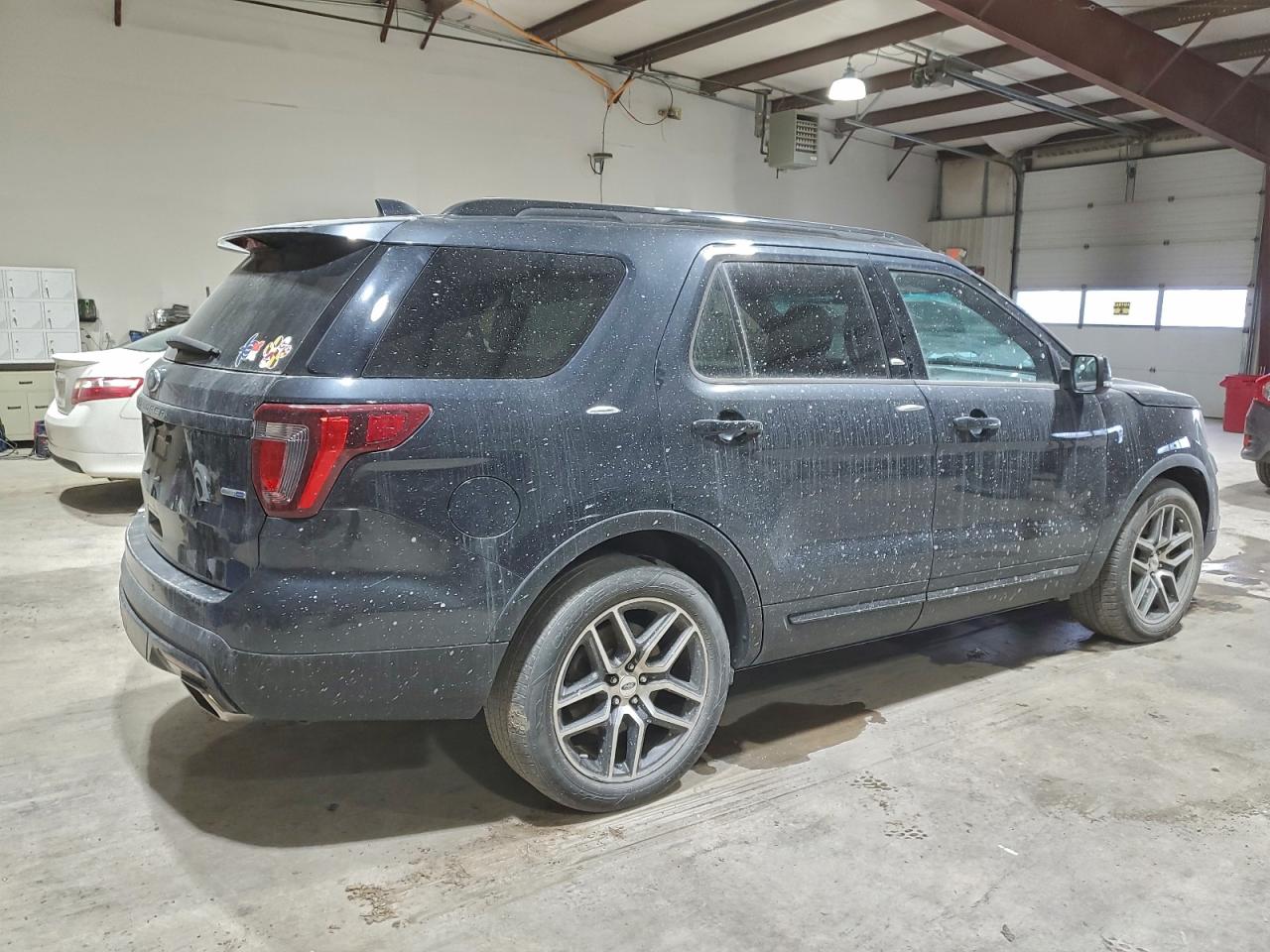 2017 FORD EXPLORER SPORT photo 3