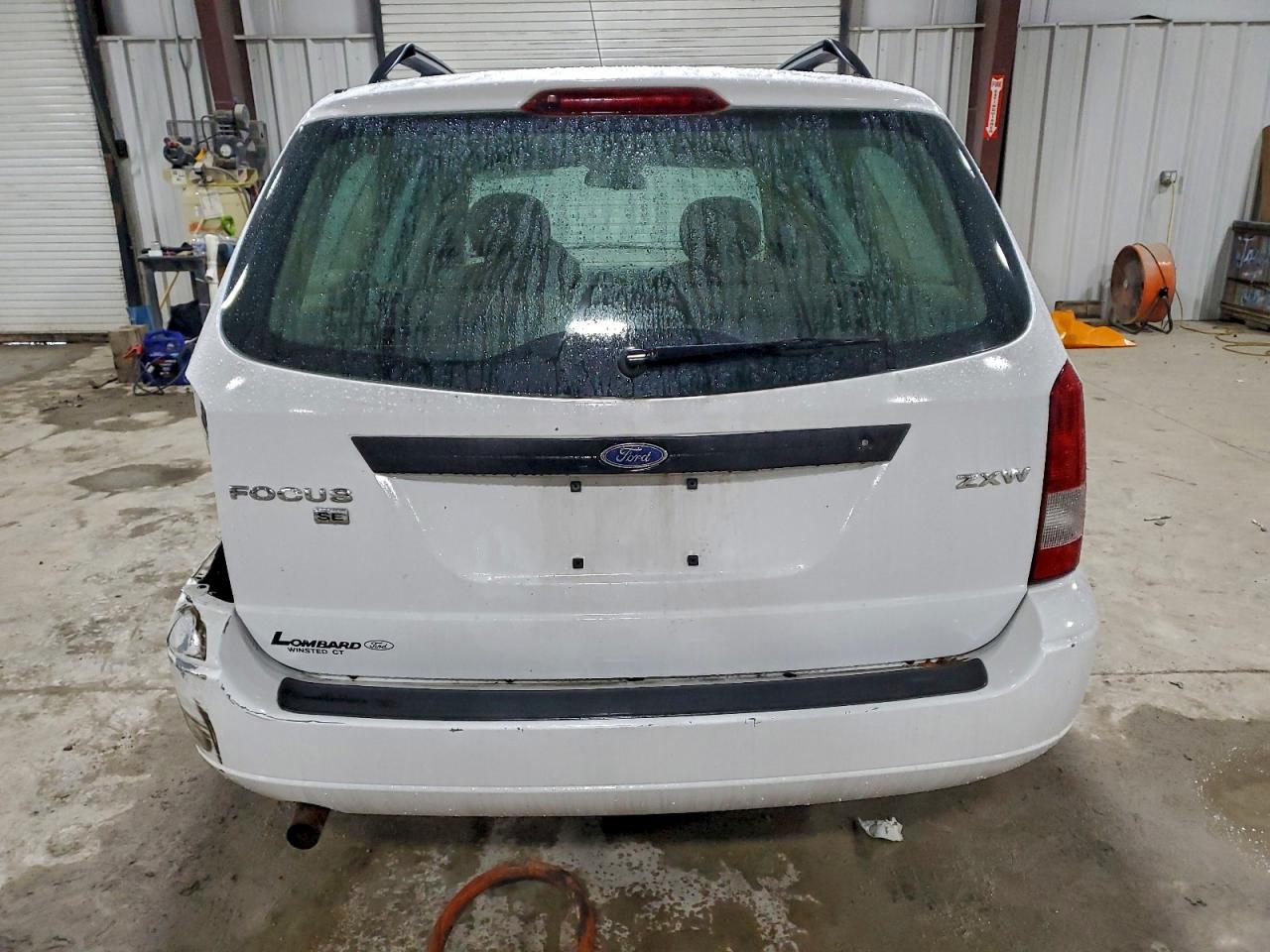 2005 FORD FOCUS ZXW photo 6
