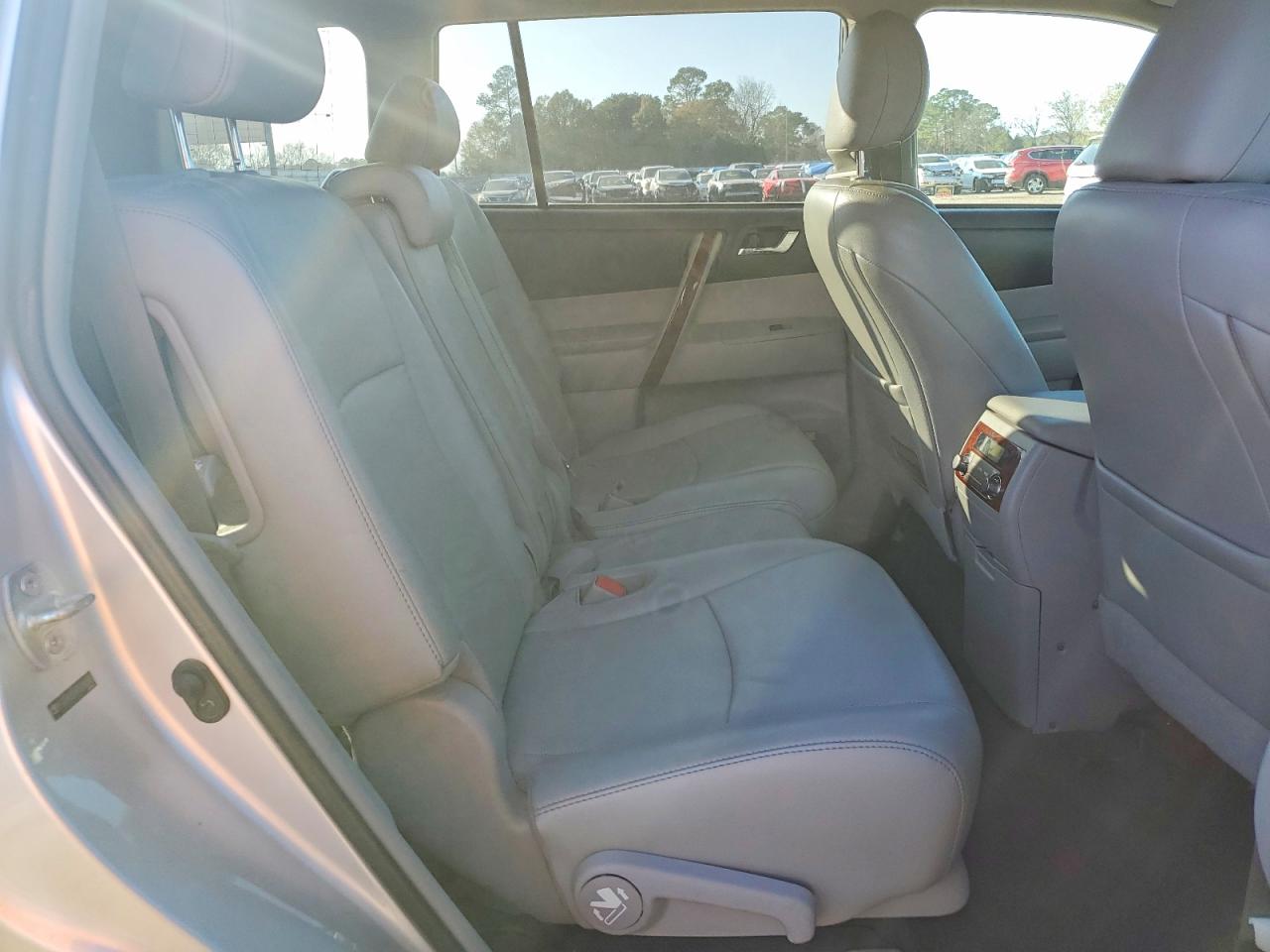 2012 TOYOTA HIGHLANDER LIMITED photo 11