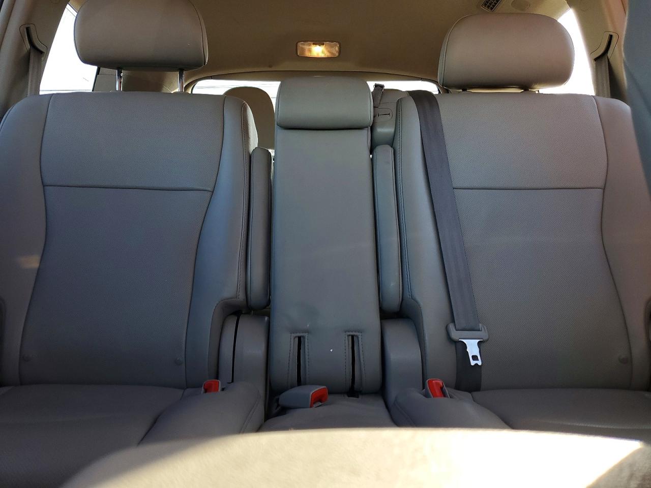 2012 TOYOTA HIGHLANDER LIMITED photo 10