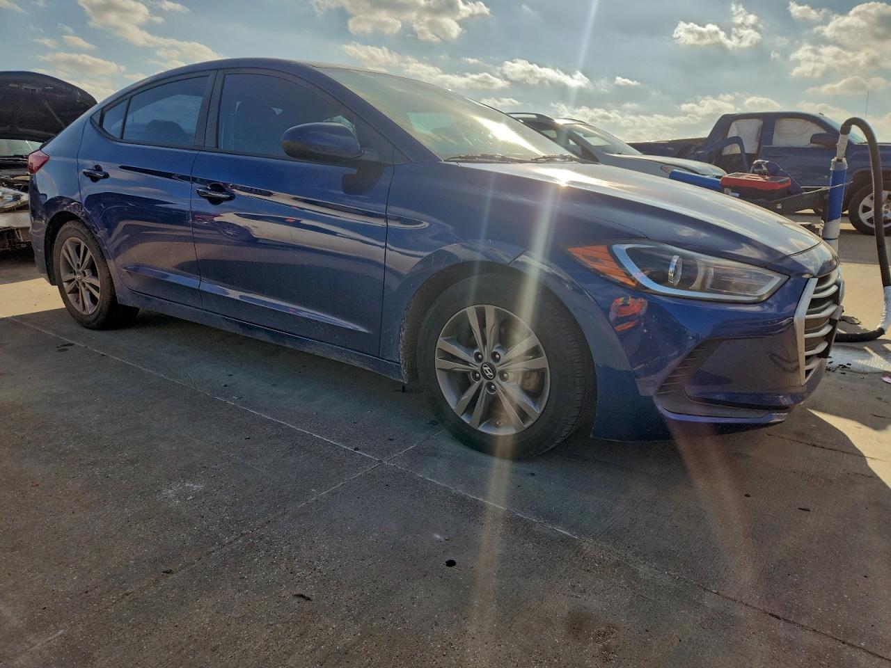 2017 HYUNDAI ELANTRA SE photo 10