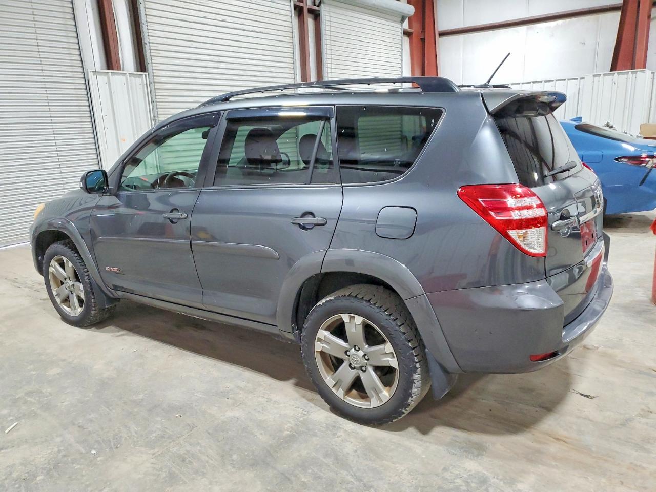 2011 TOYOTA RAV4 SPORT photo 3