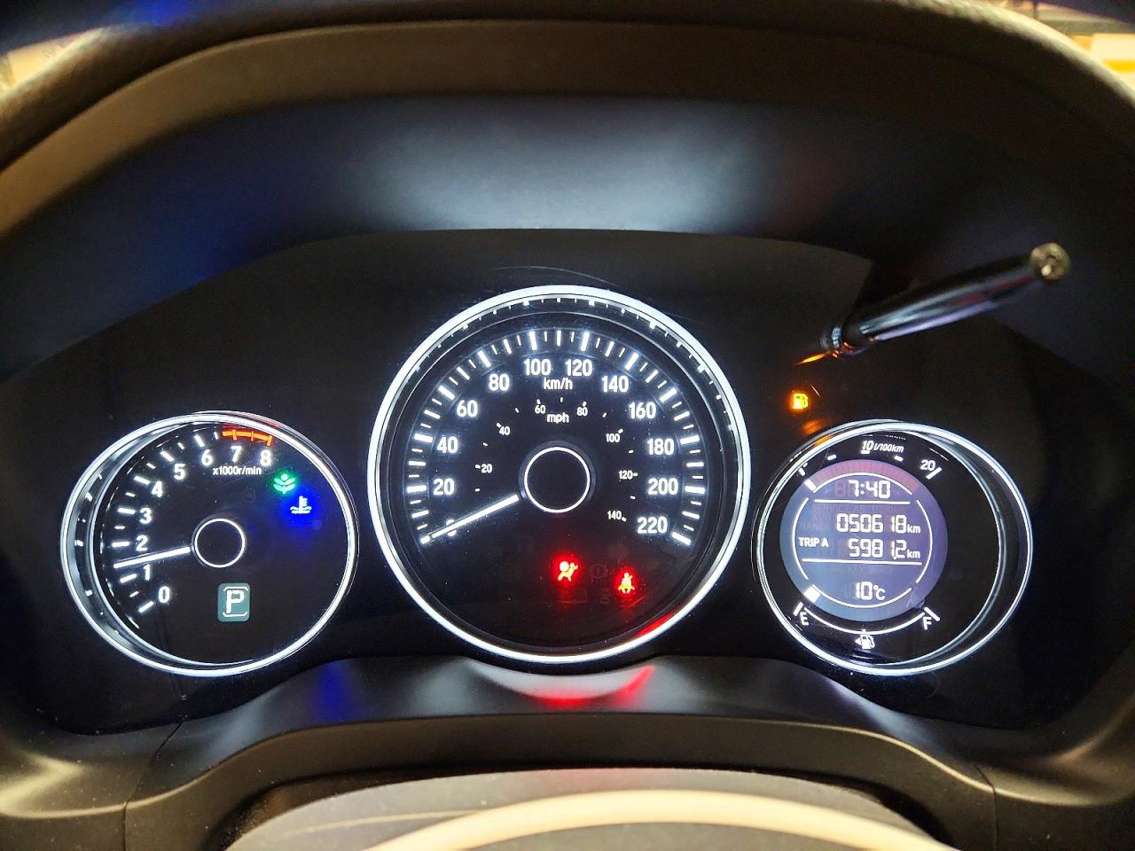 2016 HONDA HR-V LX photo 9
