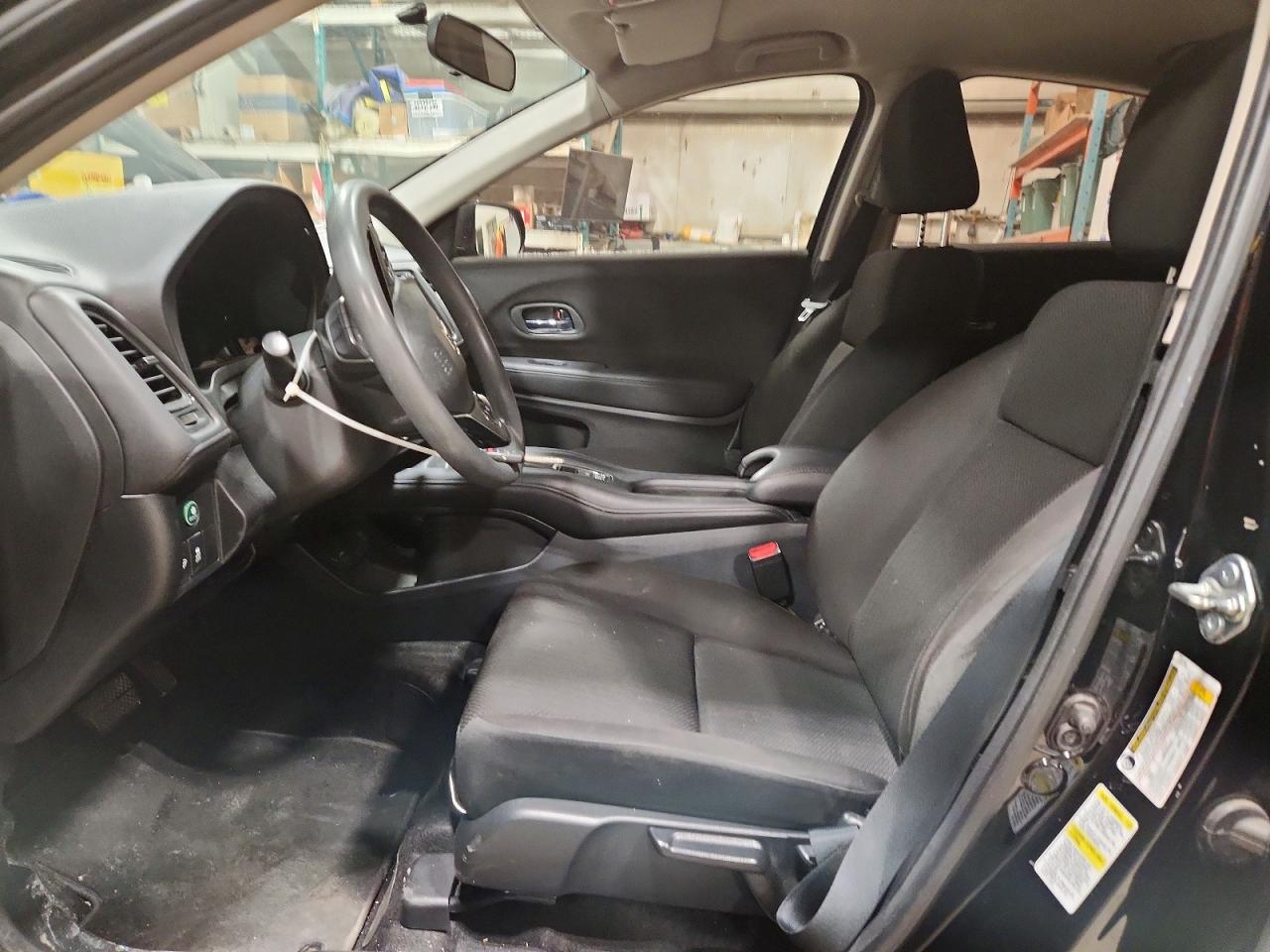 2016 HONDA HR-V LX photo 7