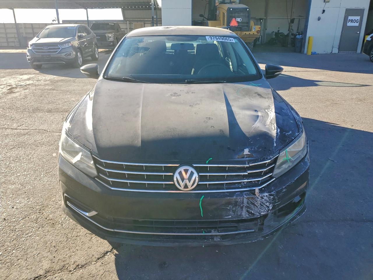 2017 VOLKSWAGEN PASSAT S photo 13