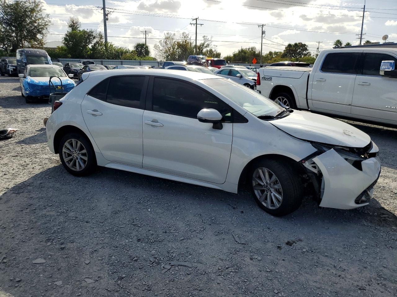 2023 TOYOTA COROLLA SE photo 4
