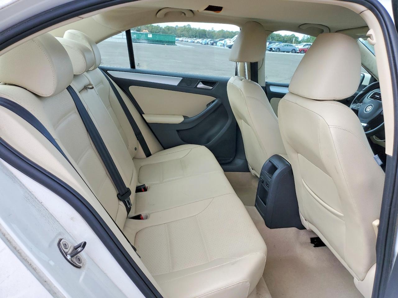 2013 VOLKSWAGEN JETTA SE photo 19