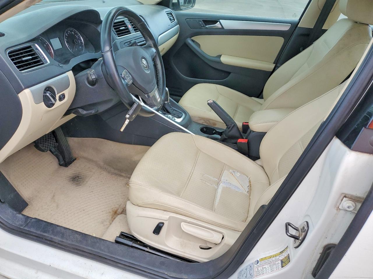 2013 VOLKSWAGEN JETTA SE photo 13