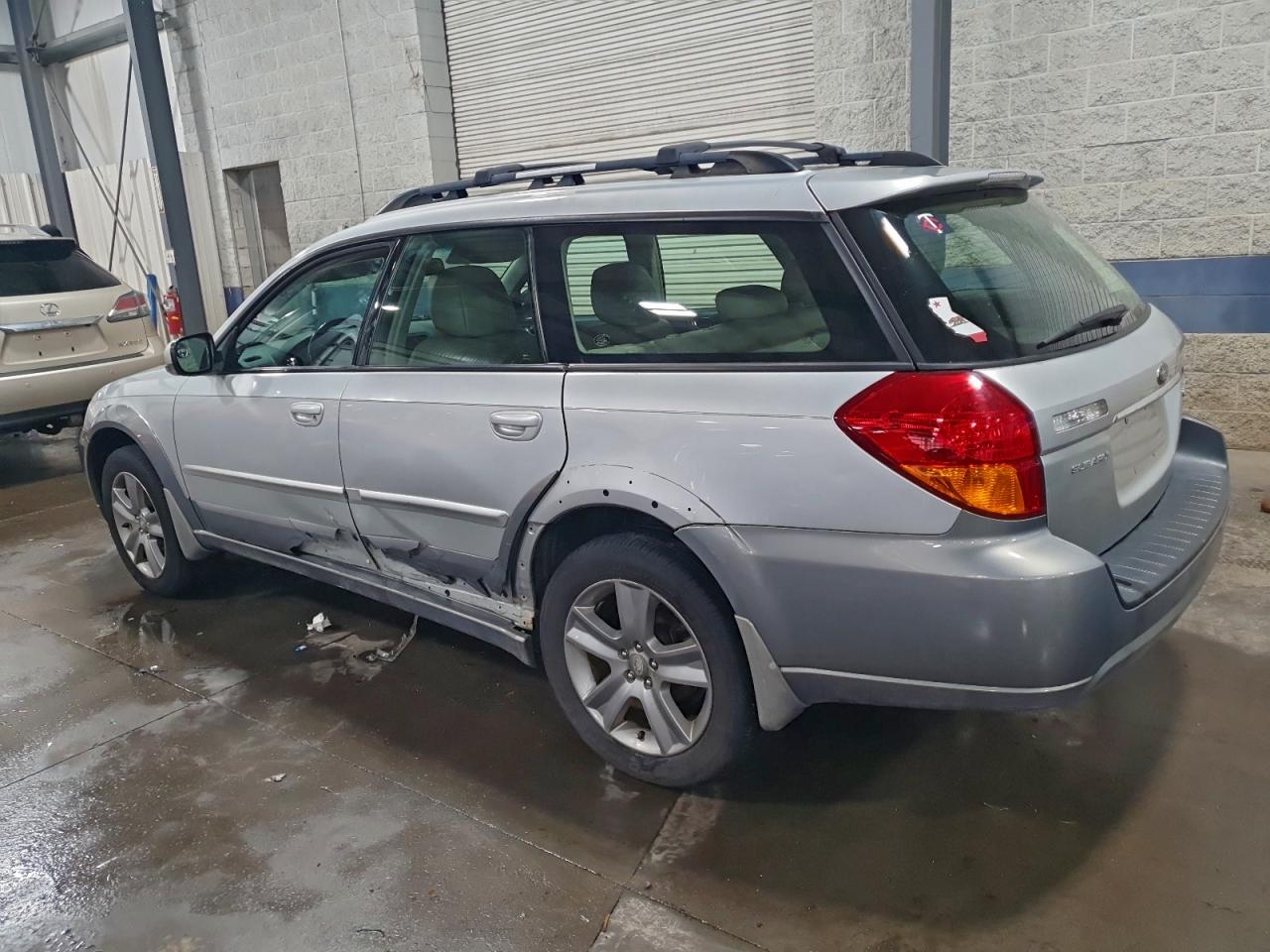 2007 SUBARU OUTBACK OUTBACK 3.0R LL BEAN photo 4