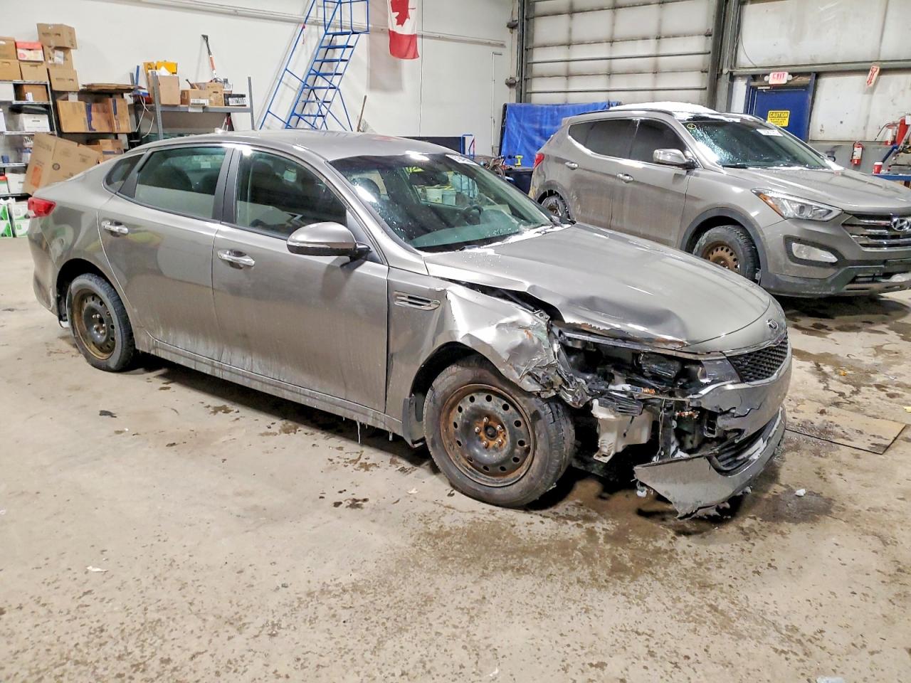 2016 KIA OPTIMA LX photo 4
