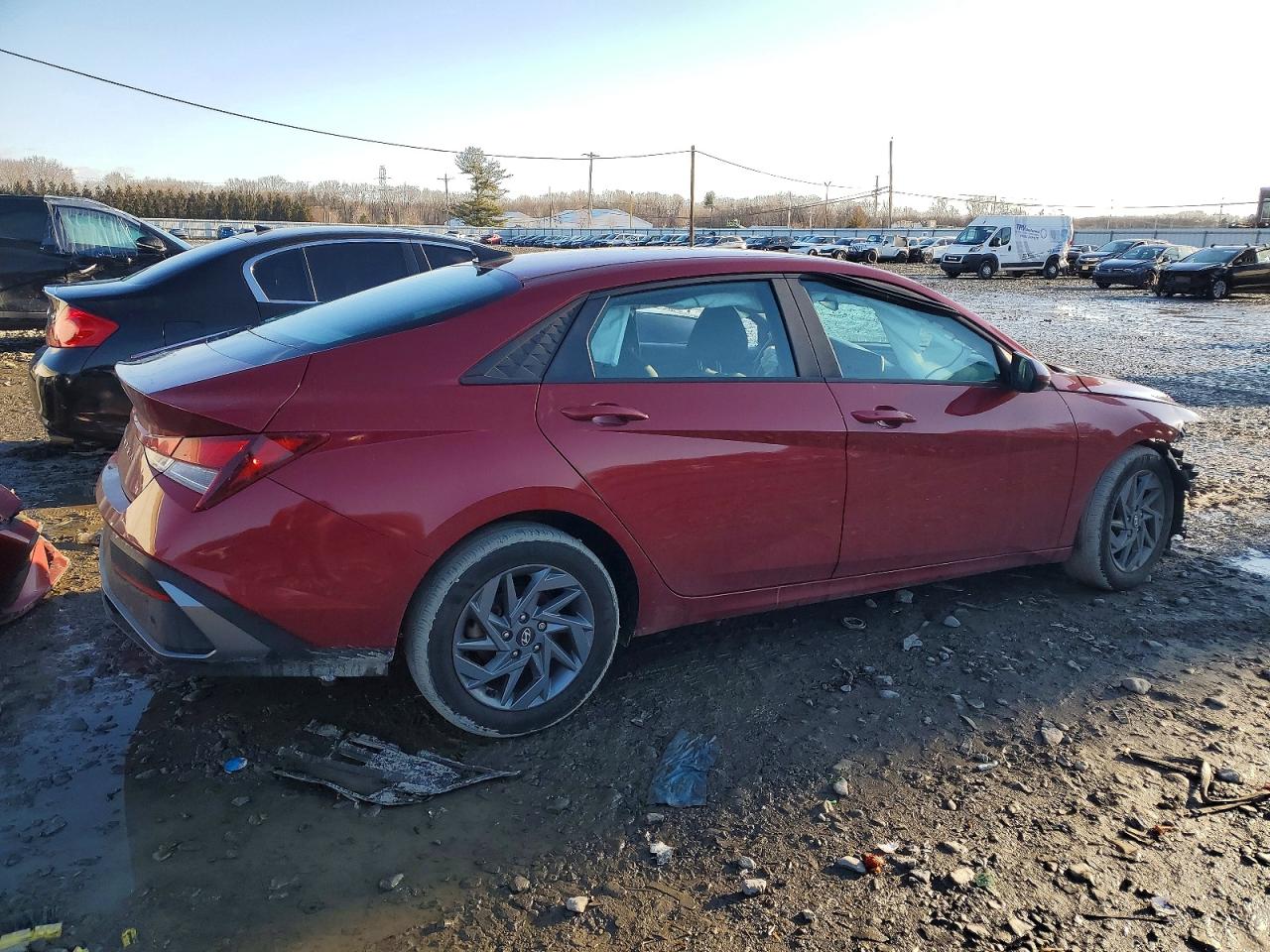 2024 HYUNDAI ELANTRA SEL photo 3