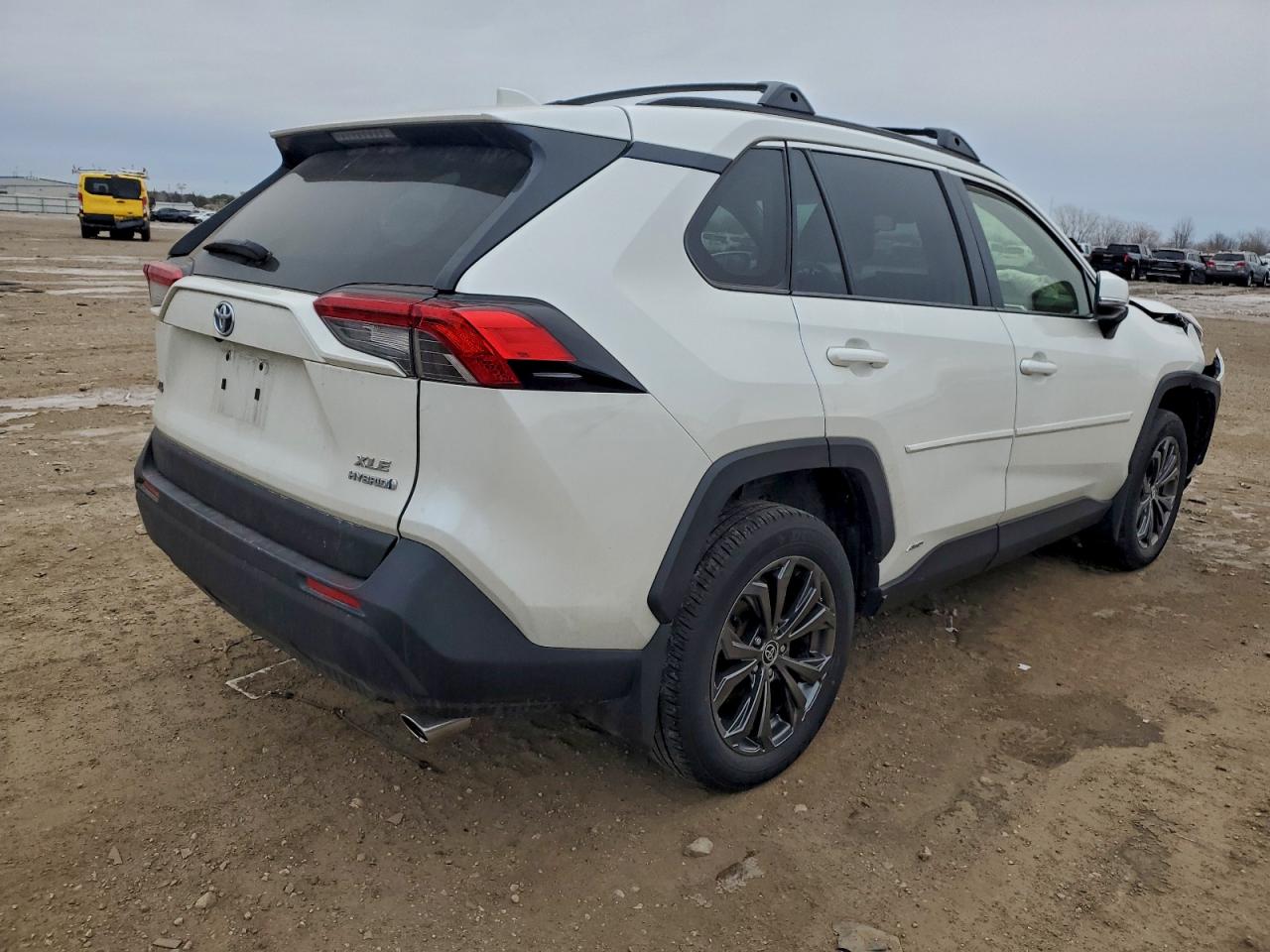 2022 TOYOTA RAV4 XLE PREMIUM photo 7