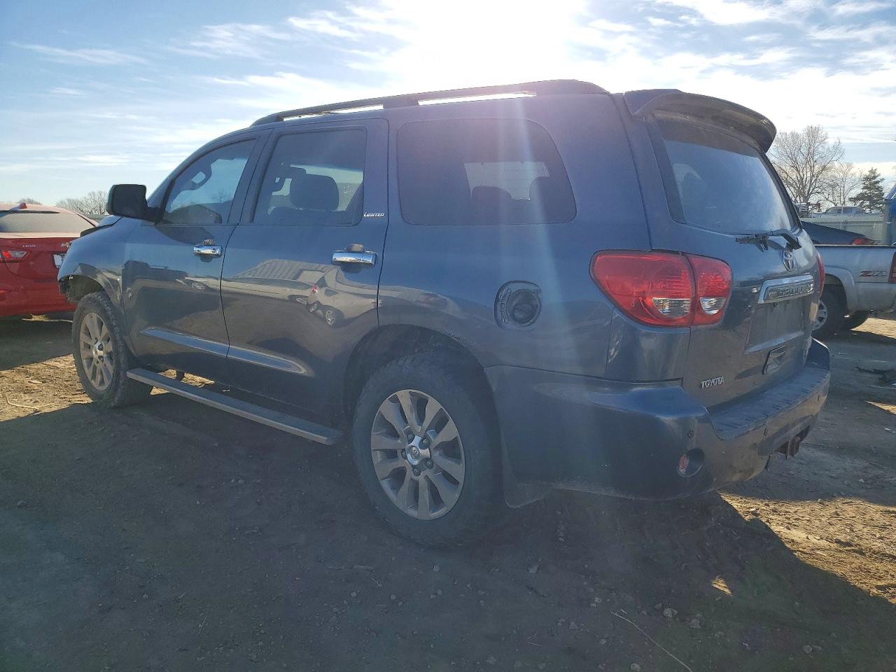 2010 TOYOTA SEQUOIA LIMITED photo 3