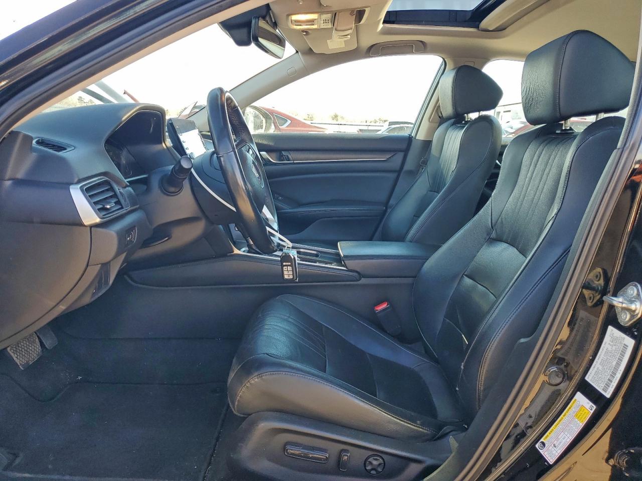 2018 HONDA ACCORD EXL photo 13