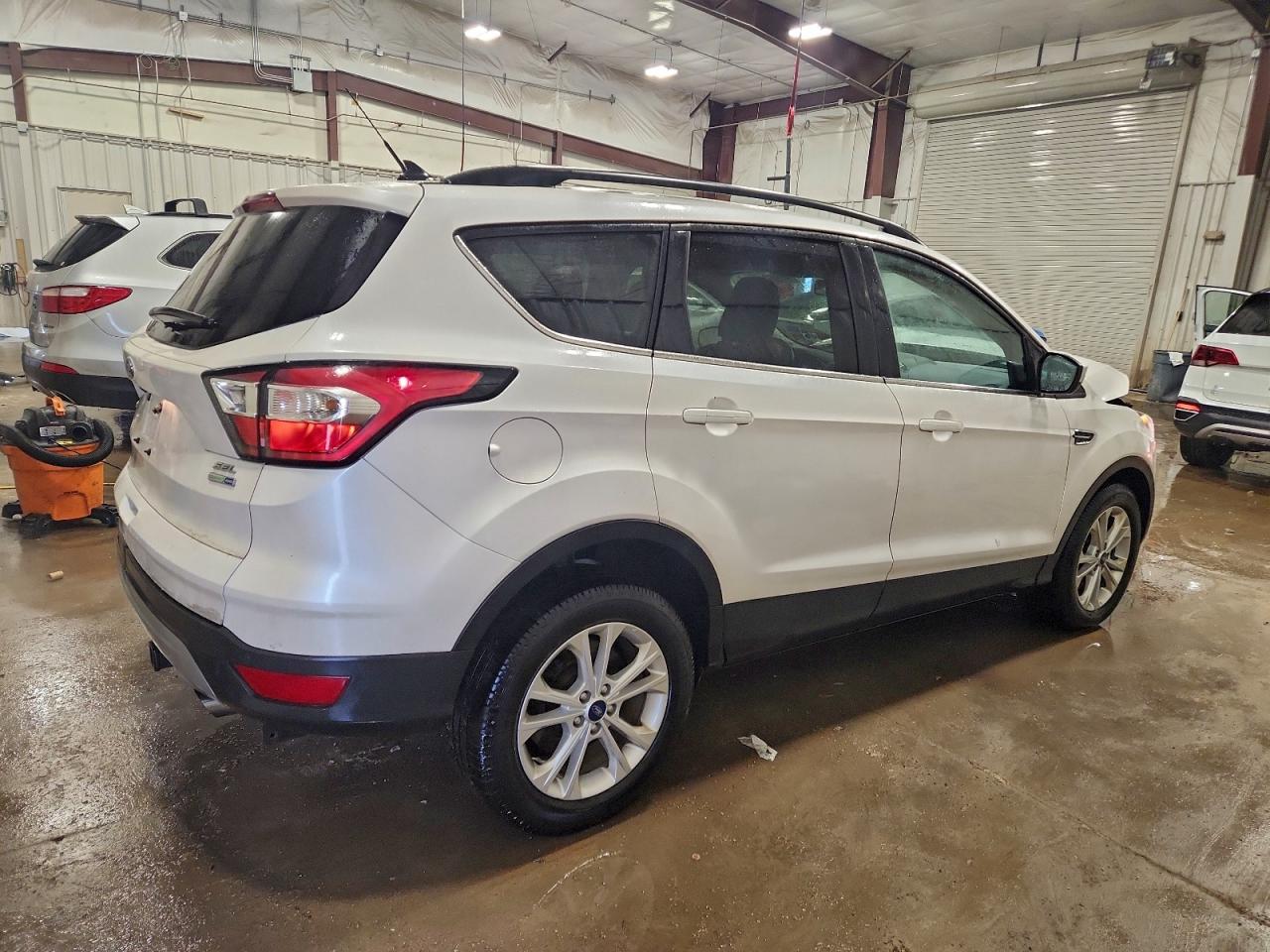 2018 FORD ESCAPE SEL photo 5