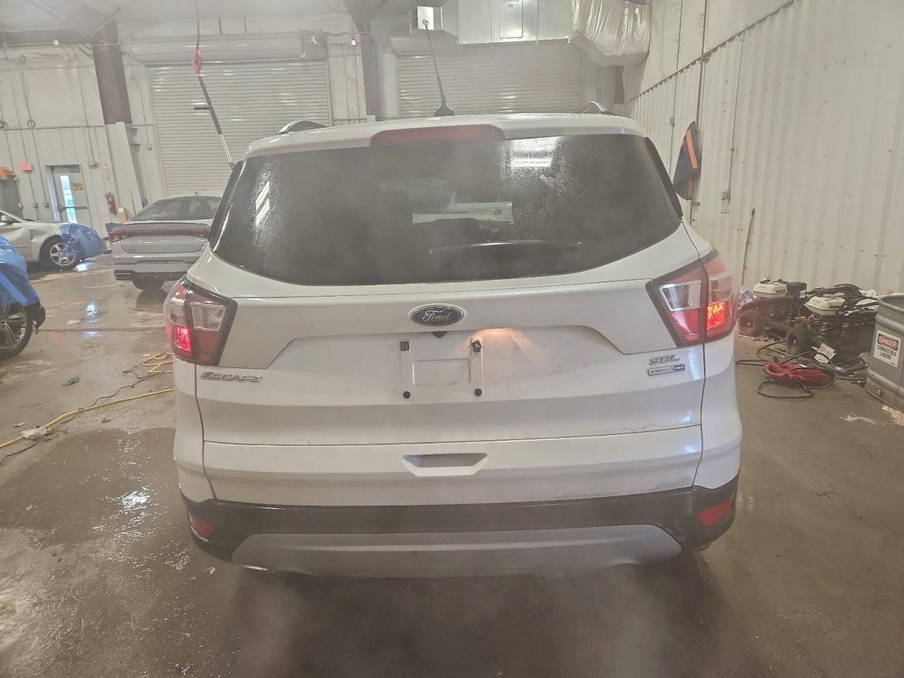 2018 FORD ESCAPE SEL photo 11