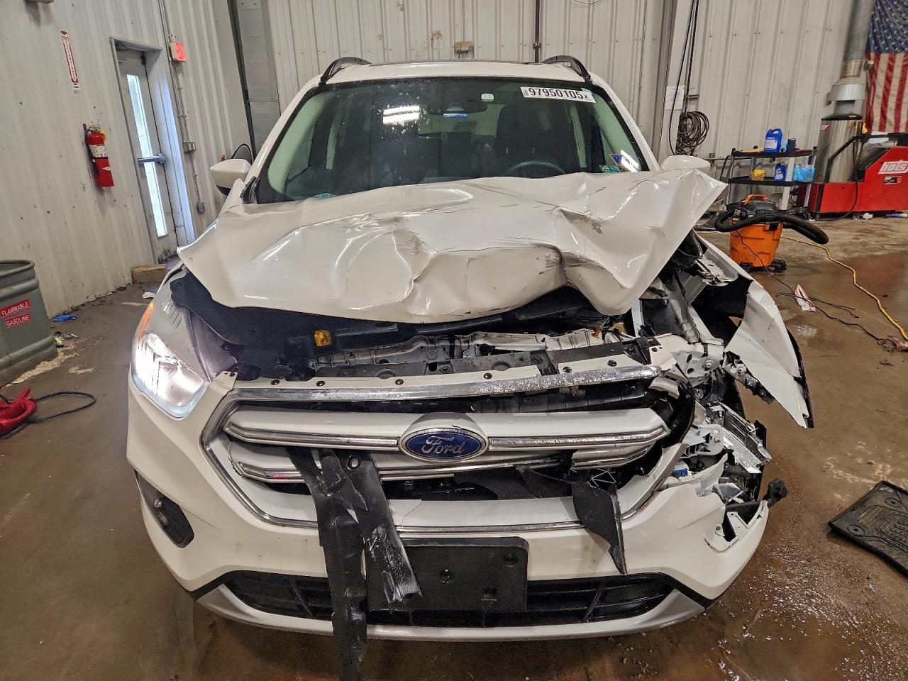 2018 FORD ESCAPE SEL photo 9