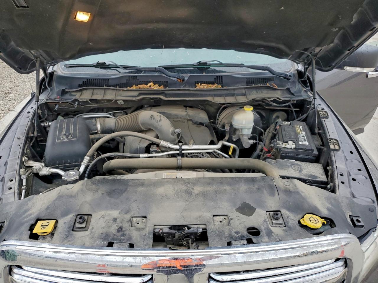 2016 RAM 1500 SLT photo 11