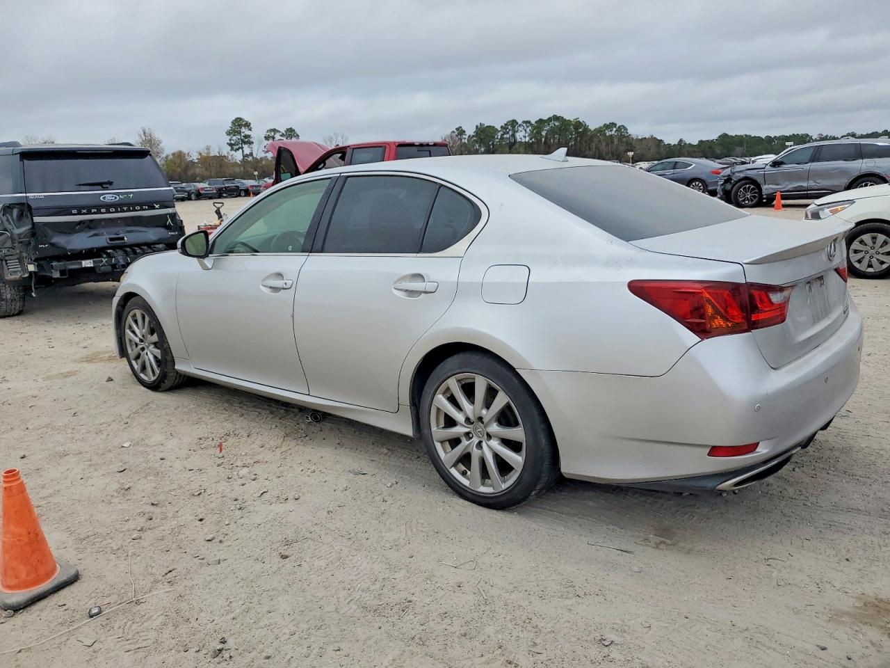2013 LEXUS GS 350 photo 2