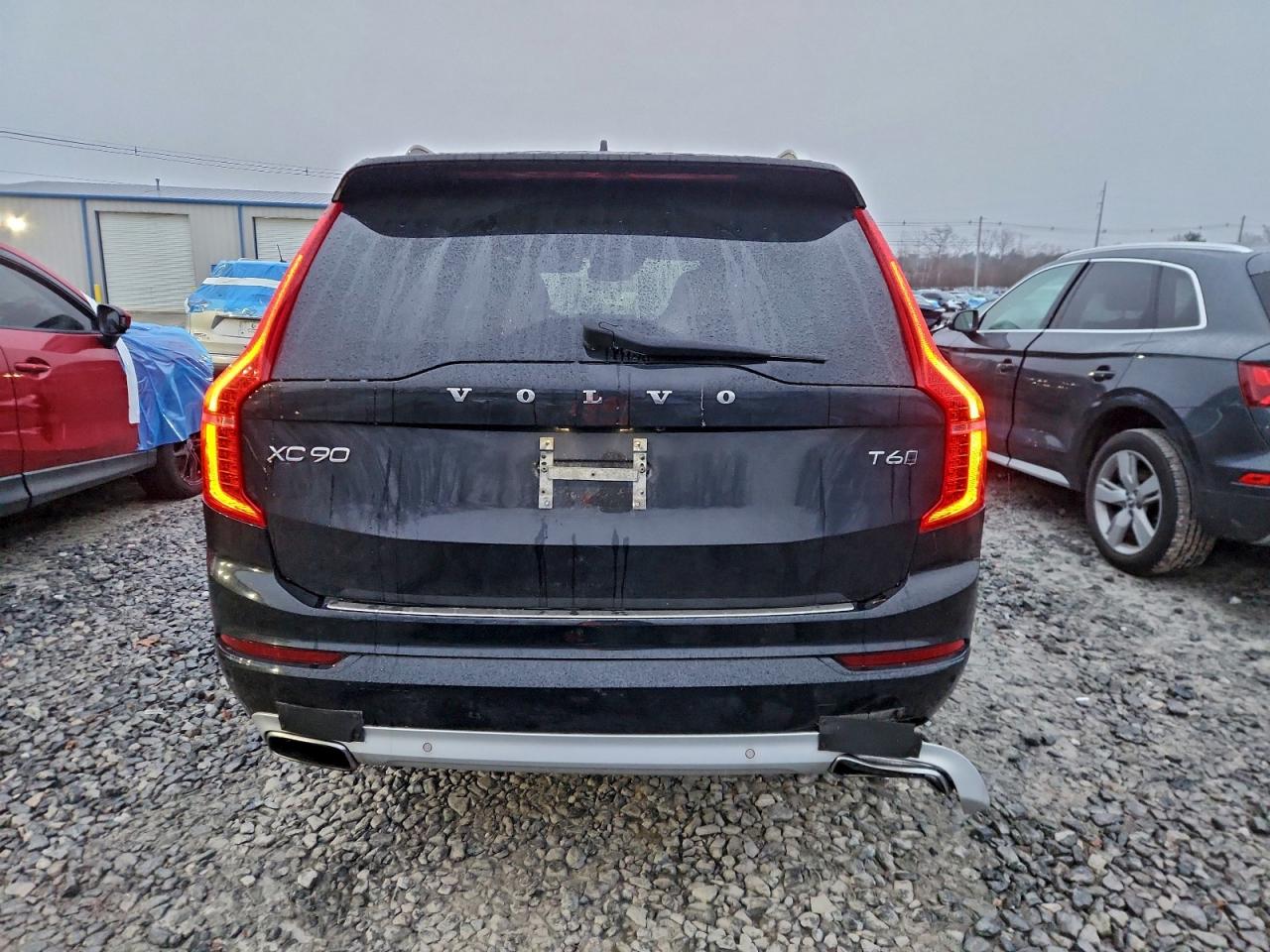 2016 VOLVO XC90 T6 photo 11