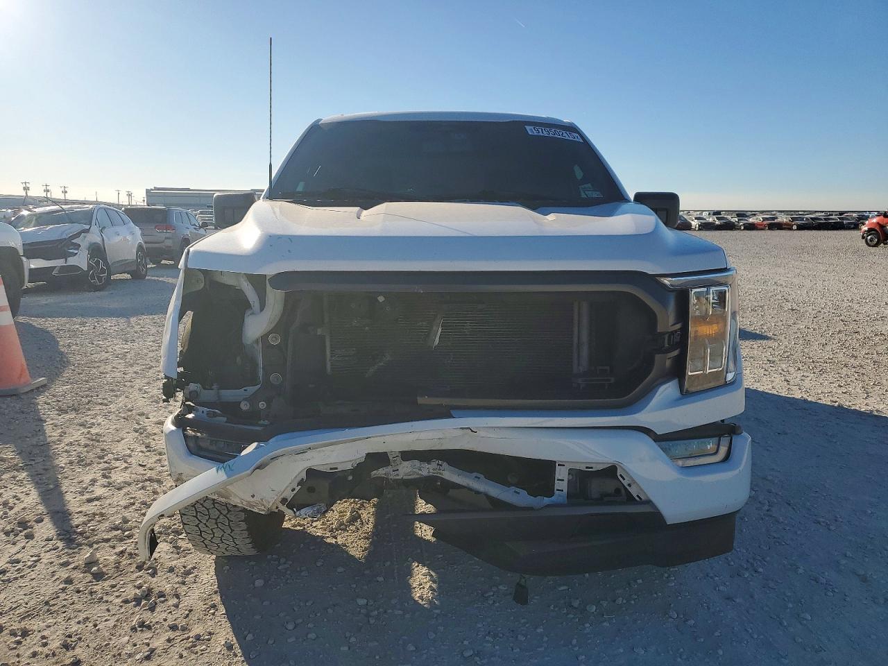 2023 FORD F150 SUPERCREW photo 9