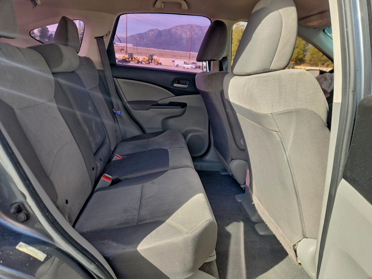 2012 HONDA CR-V LX photo 10