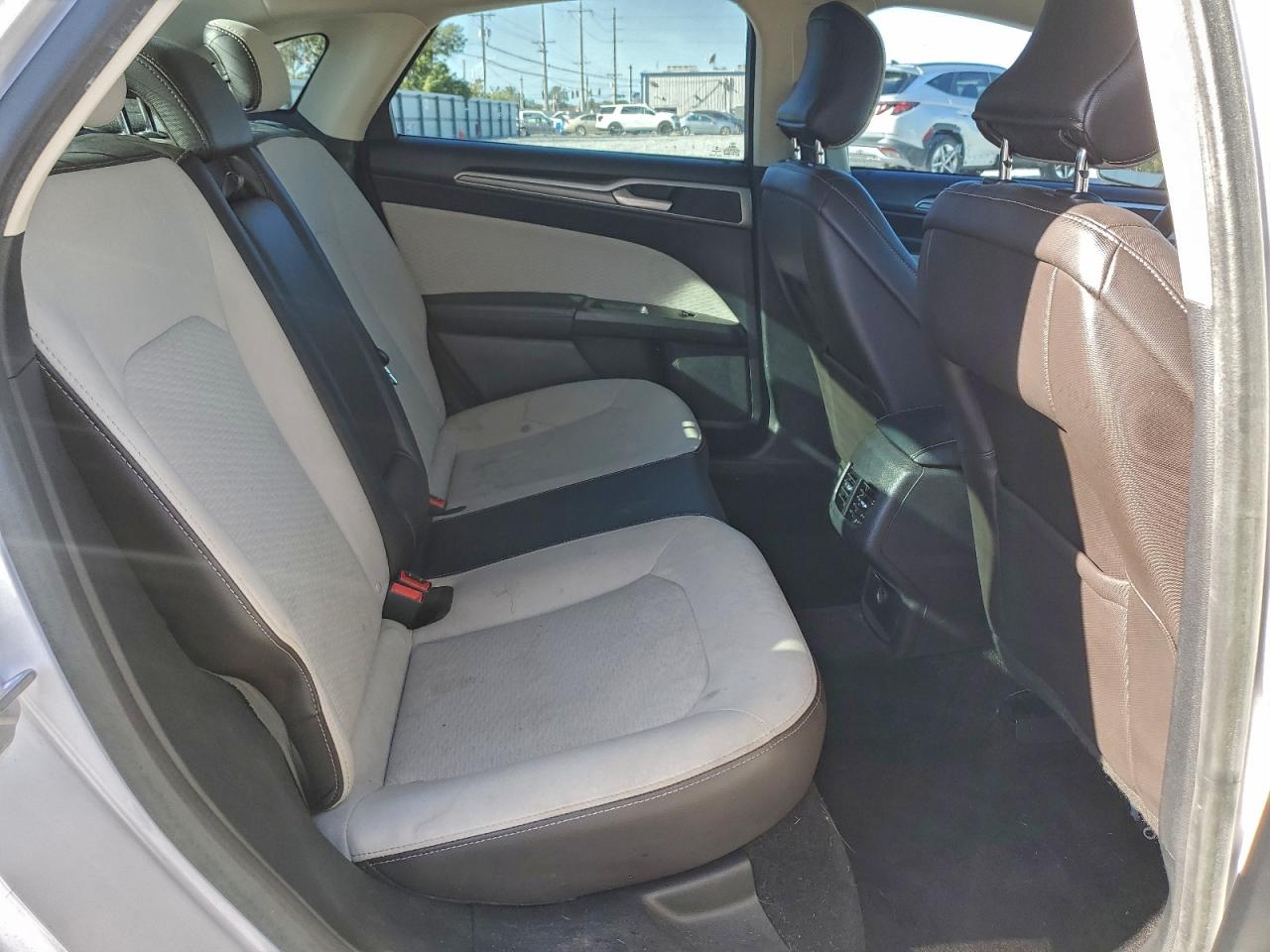 2019 FORD FUSION SE photo 10