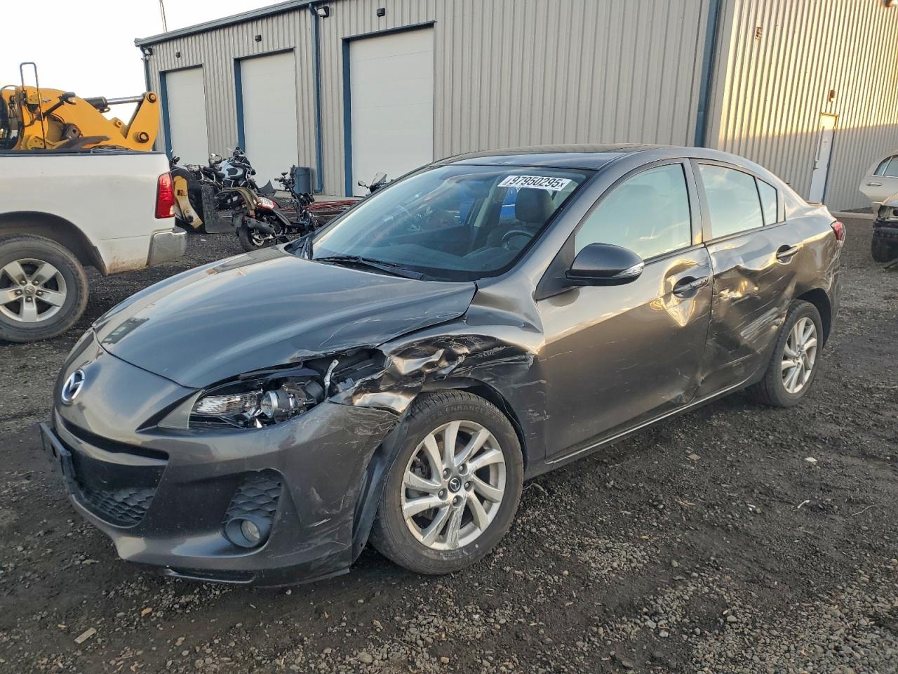 2013 MAZDA 3