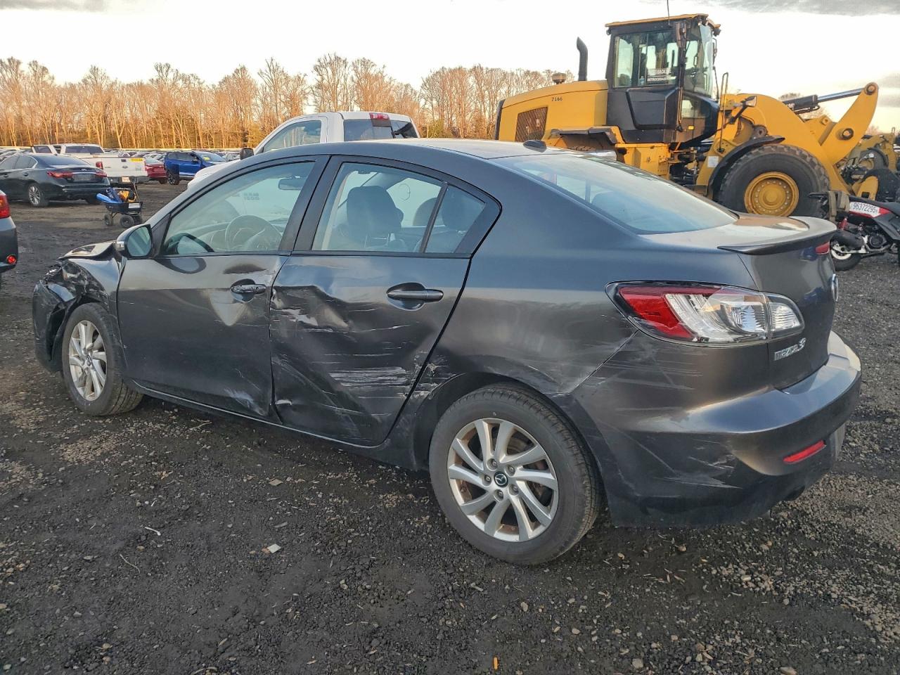 2013 MAZDA 3 I photo 2