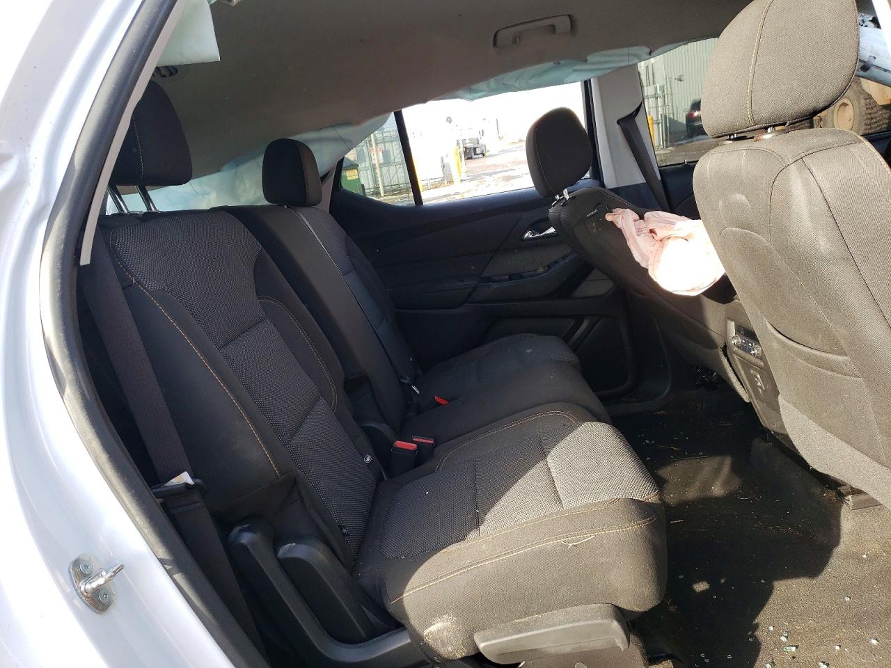 2019 CHEVROLET TRAVERSE LS photo 11