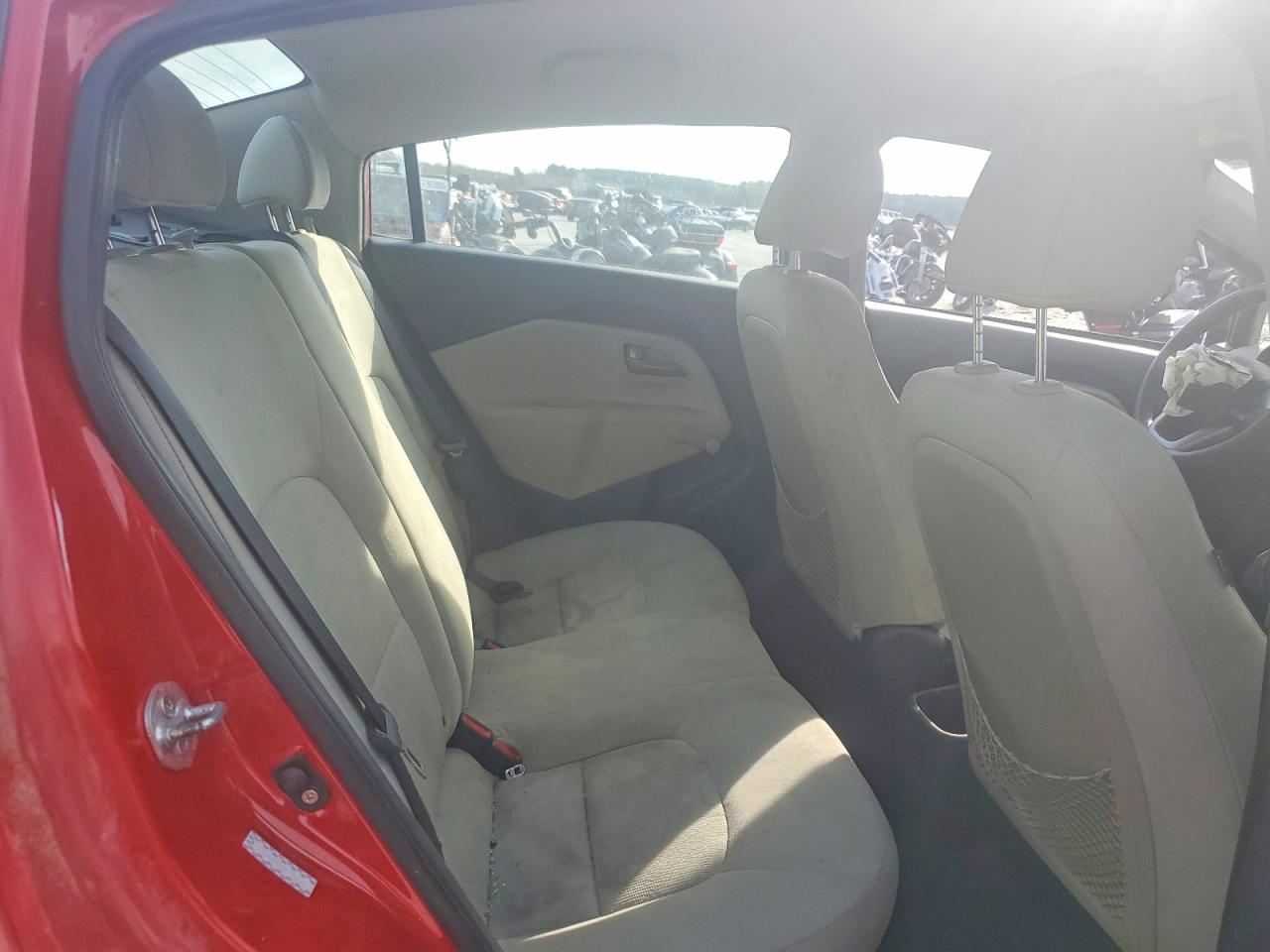 2013 KIA RIO LX photo 28