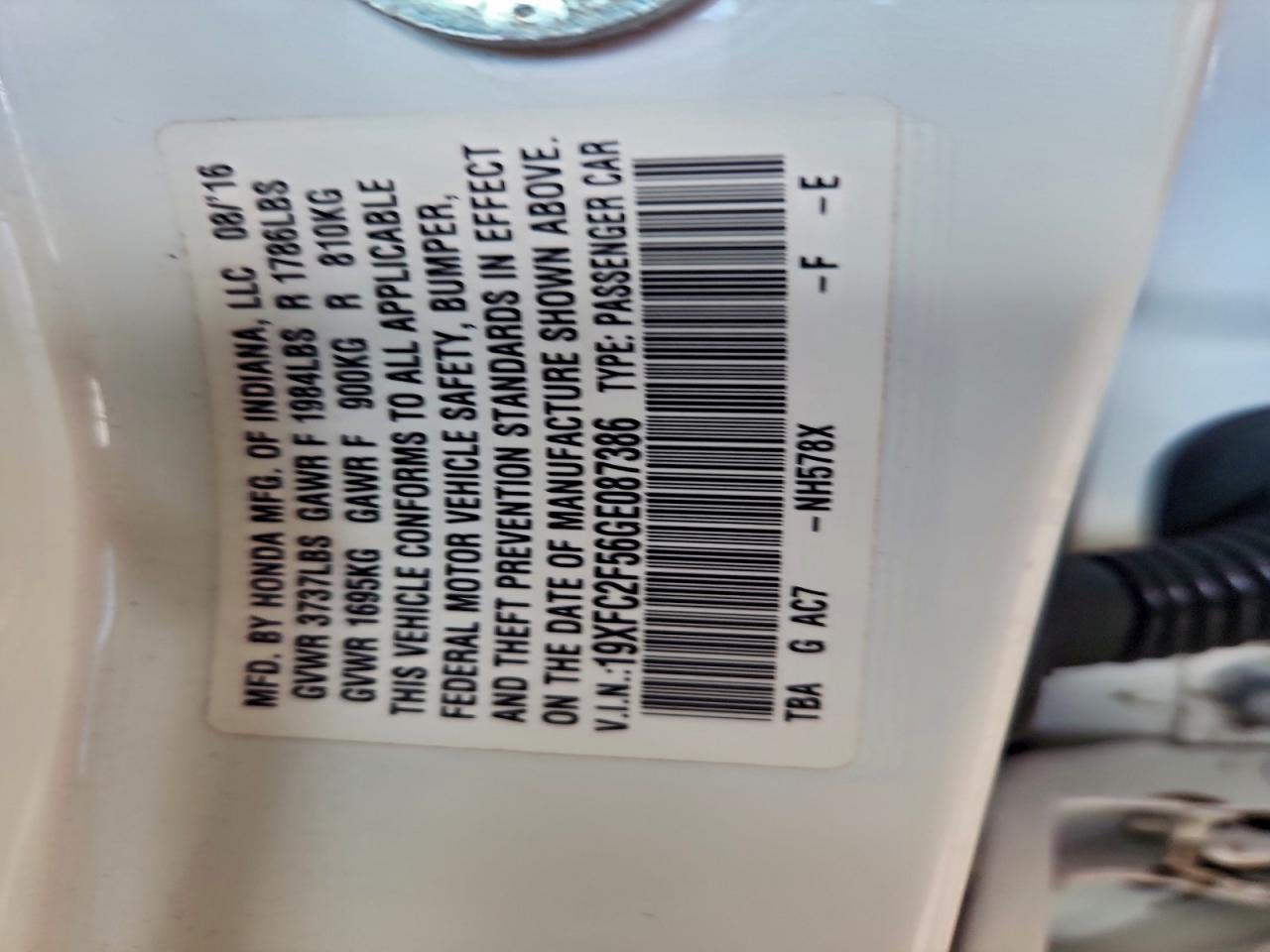 2016 HONDA CIVIC LX photo 23