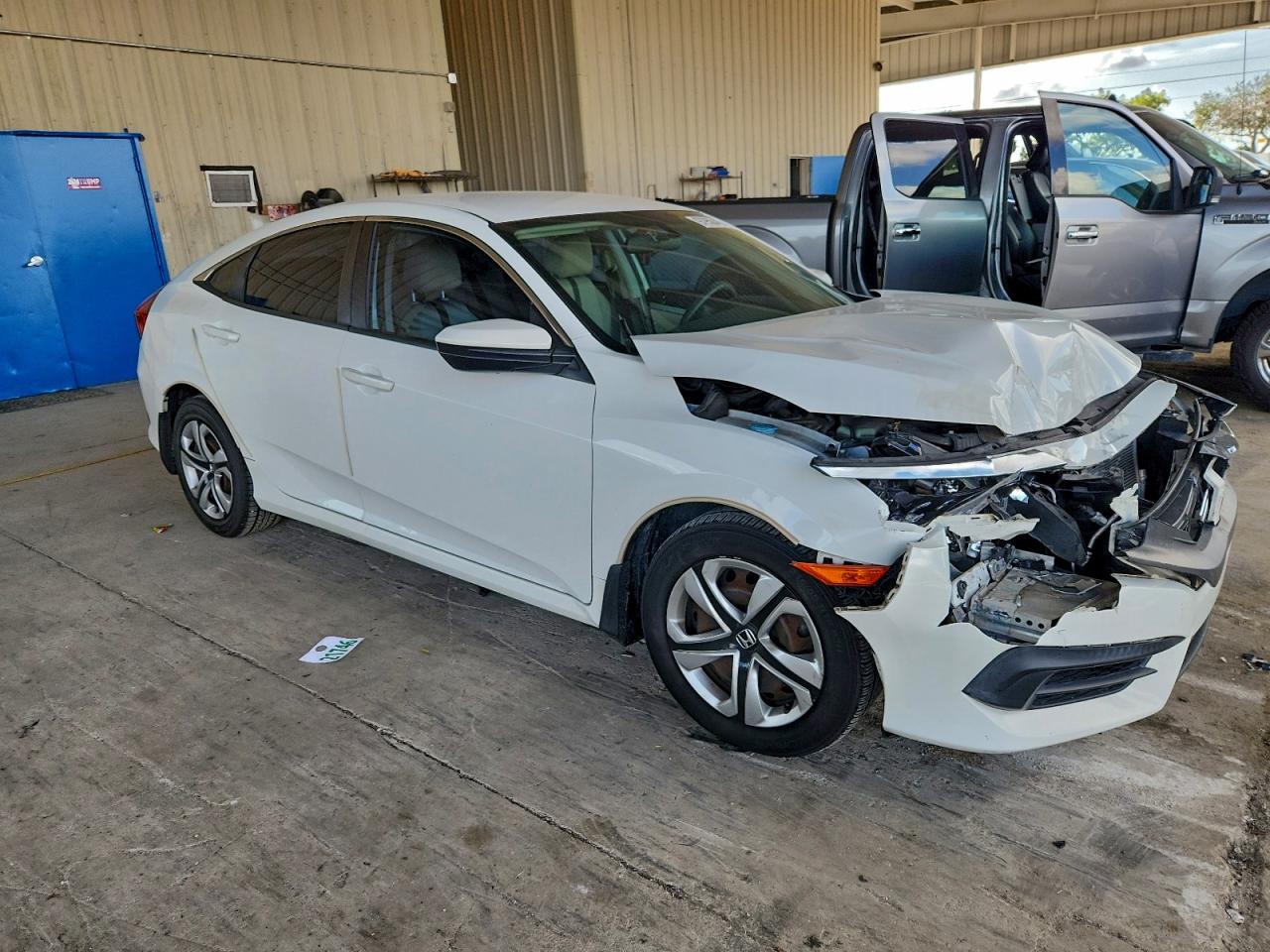 2016 HONDA CIVIC LX photo 7