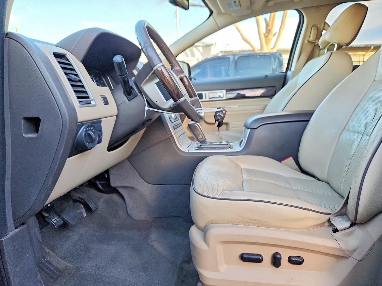 2009 LINCOLN MKX photo 19