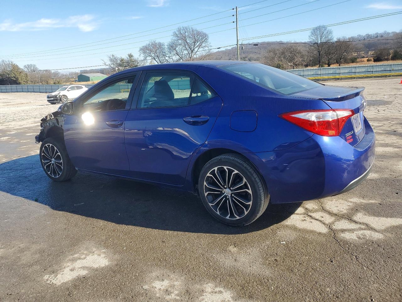 2014 TOYOTA COROLLA L photo 3