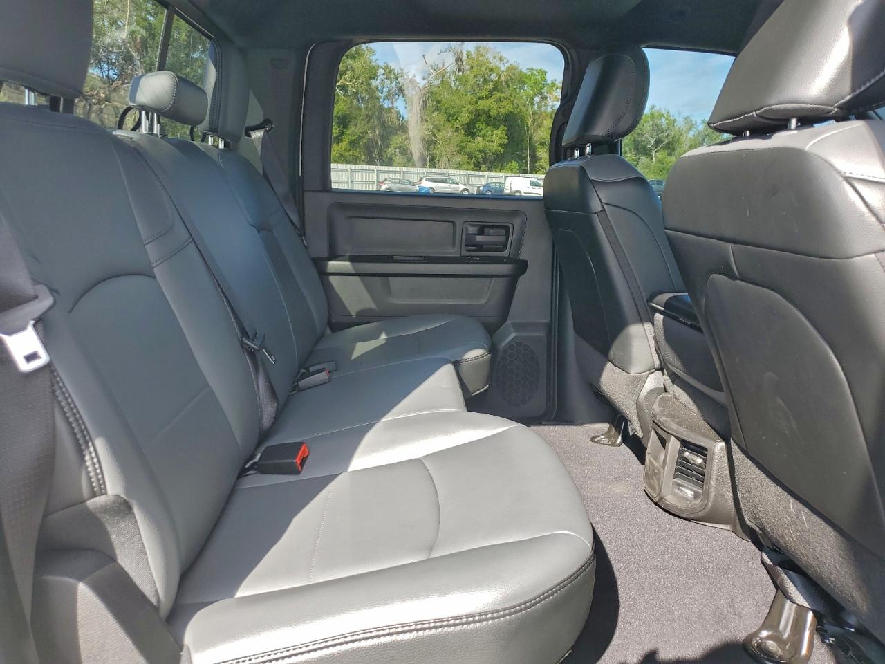 2025 RAM 2500 TRADESMAN photo 19