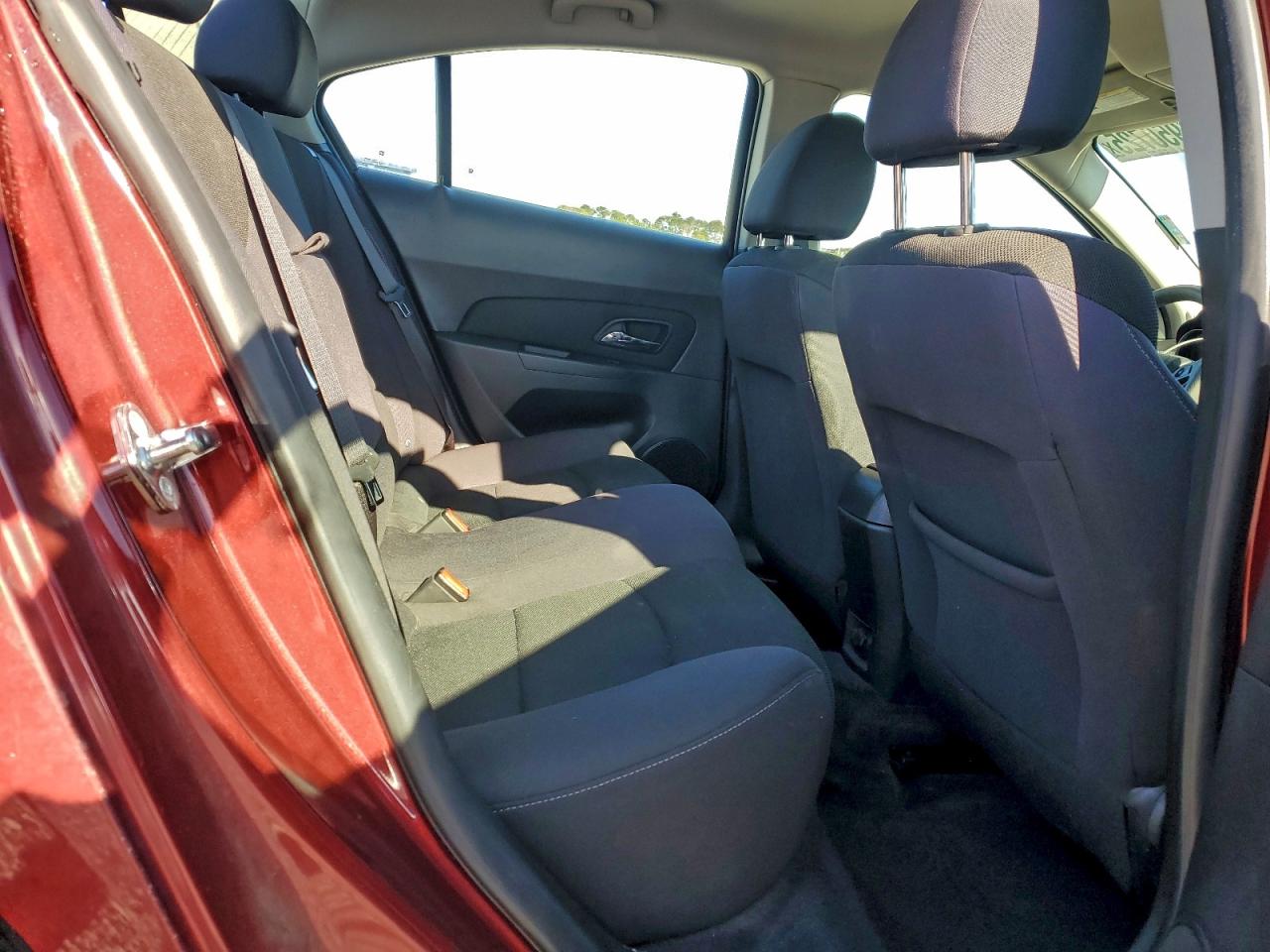 2015 CHEVROLET CRUZE LT photo 28