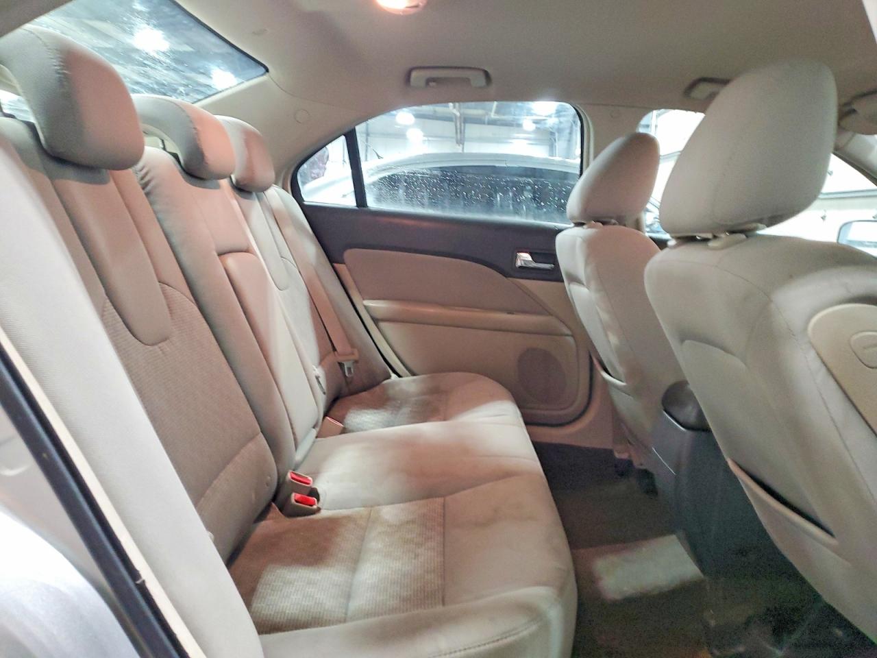 2010 FORD FUSION SE photo 28