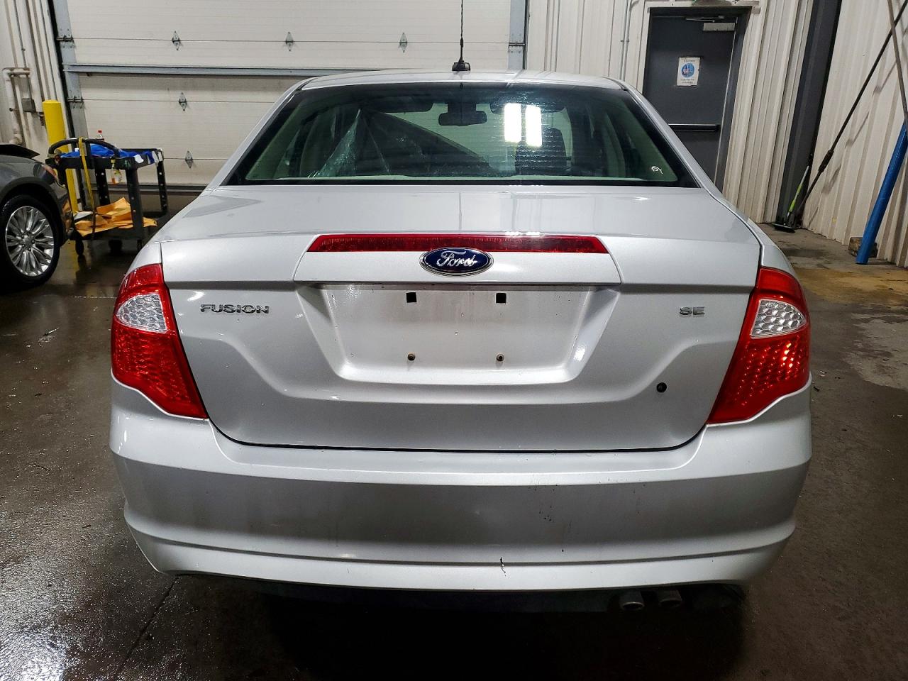 2010 FORD FUSION SE photo 16