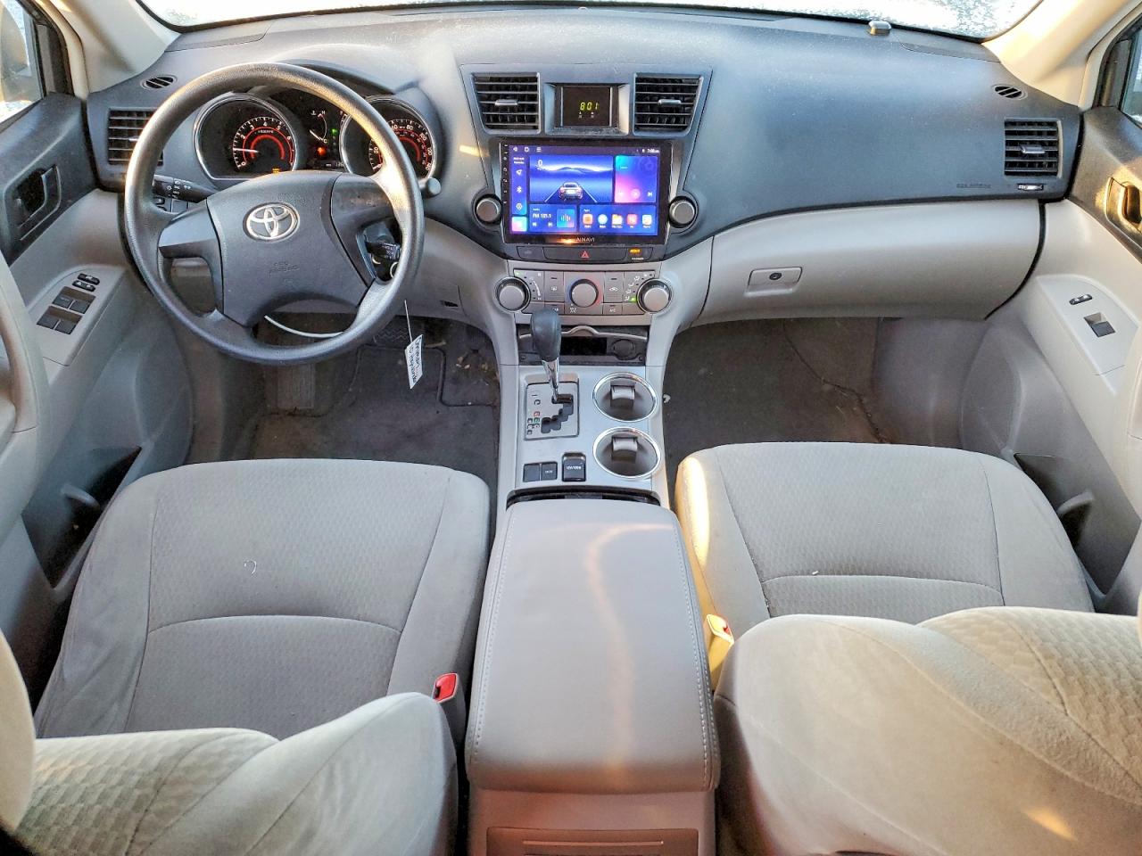 2010 TOYOTA HIGHLANDER photo 15