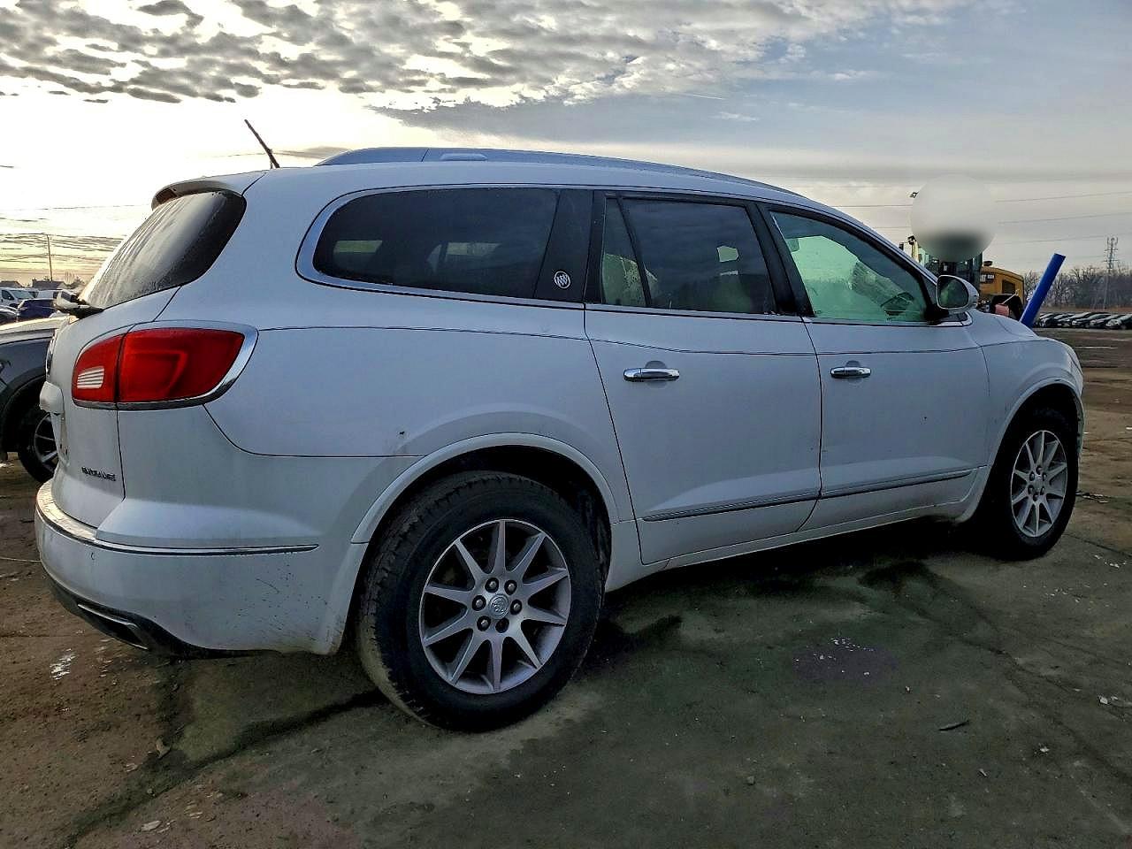 2016 BUICK ENCLAVE photo 5