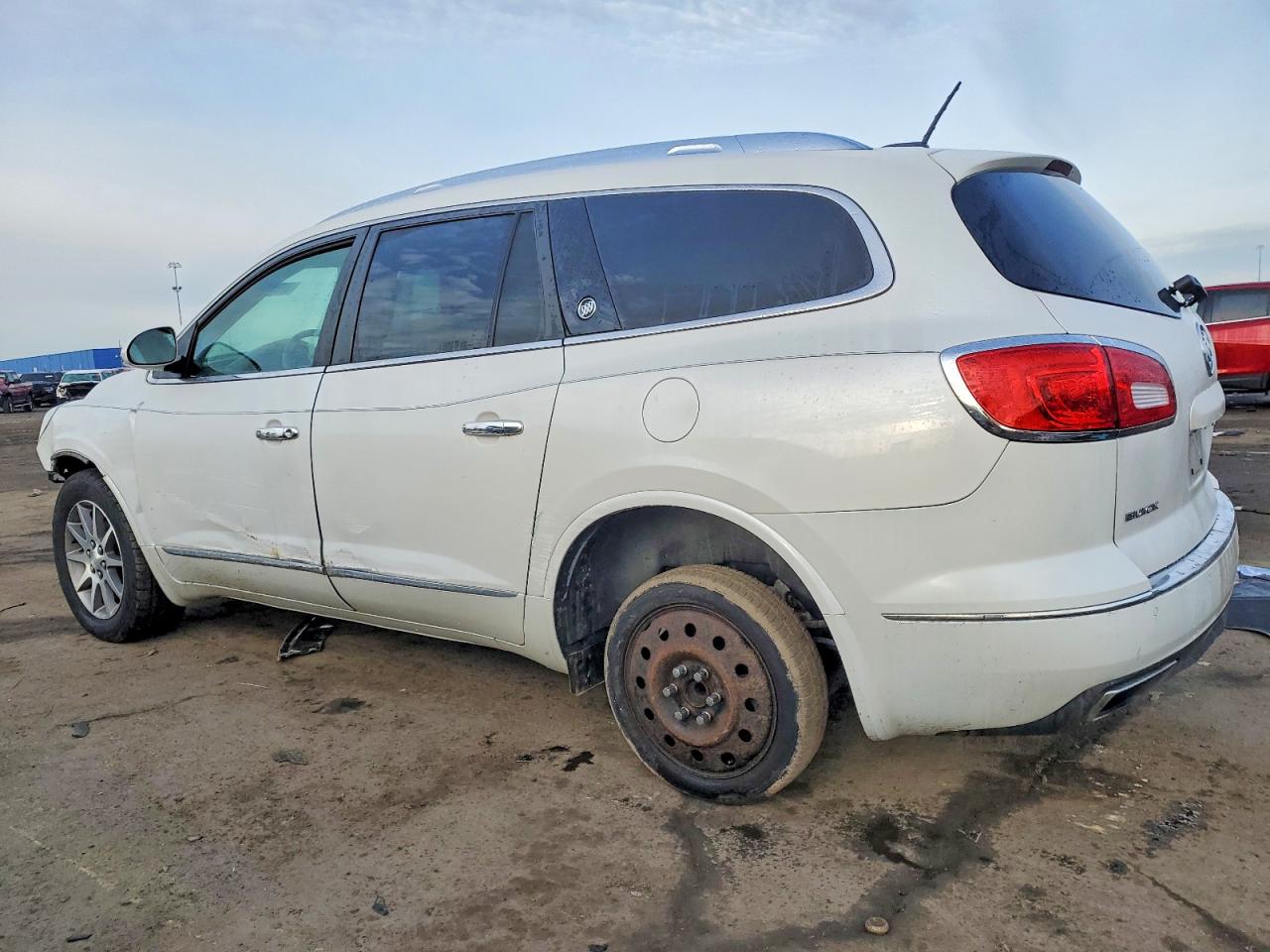 2016 BUICK ENCLAVE photo 3