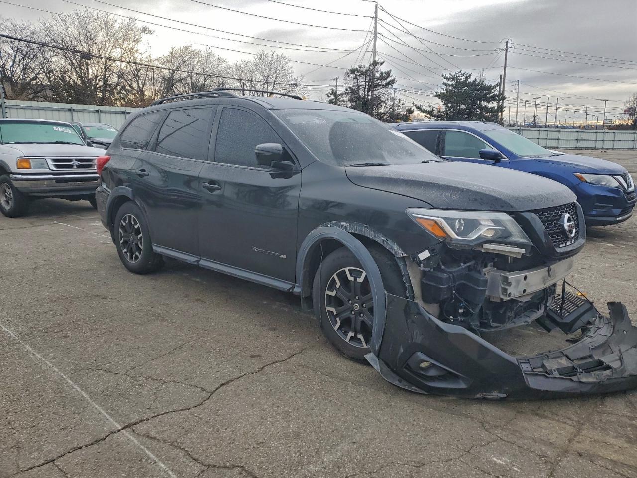 2020 NISSAN PATHFINDER SL photo 4