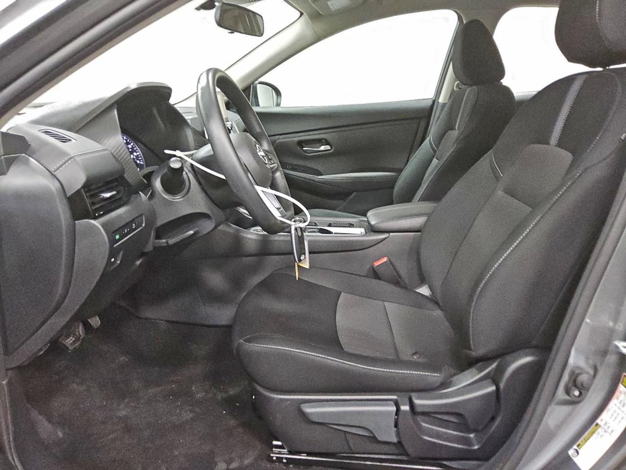 2025 NISSAN SENTRA SV photo 7