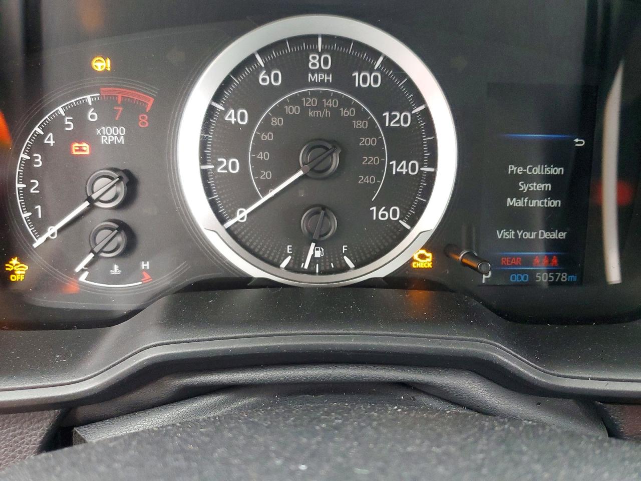 2021 TOYOTA COROLLA LE photo 9