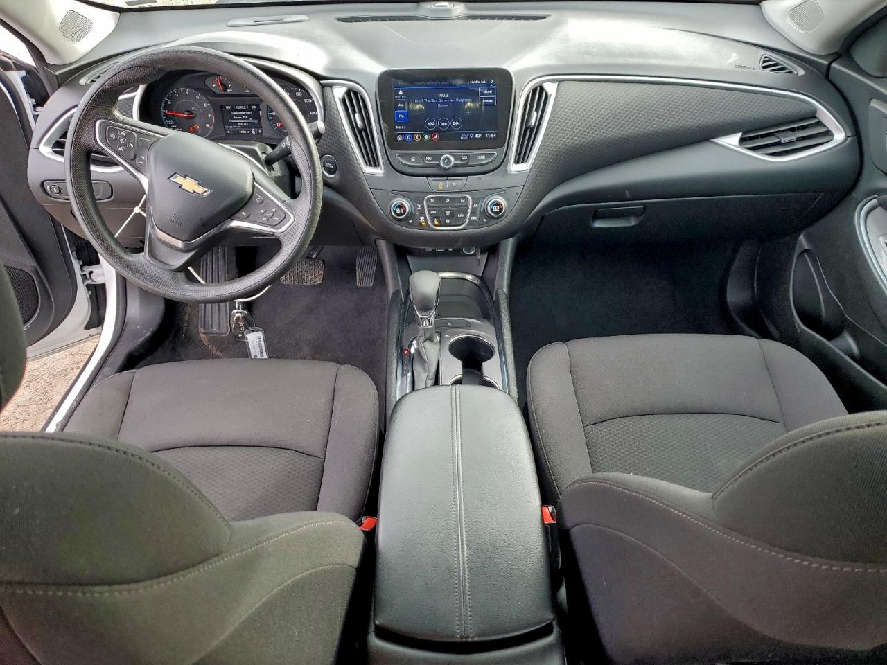 2023 CHEVROLET MALIBU LT photo 8