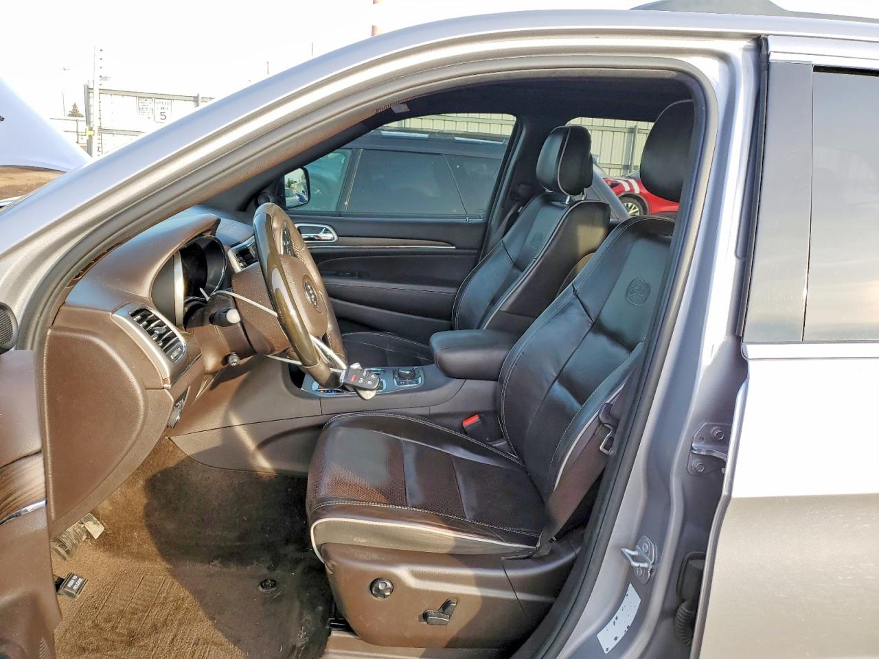 2018 JEEP GRAND CHEROKEE OVERLAND photo 7